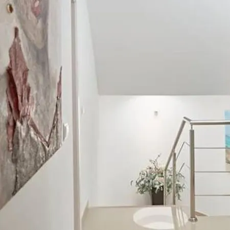 וילה Walk To Ushuaia, Hi & The Beach! - 6Br Villa - Charming Patio & Private Pool איביזה העיר